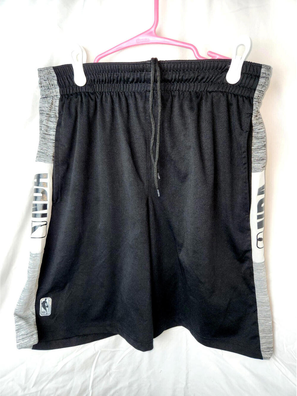 Official NBA Mens Basketball Shorts Sz L Black Red High Rise Elastic Waist